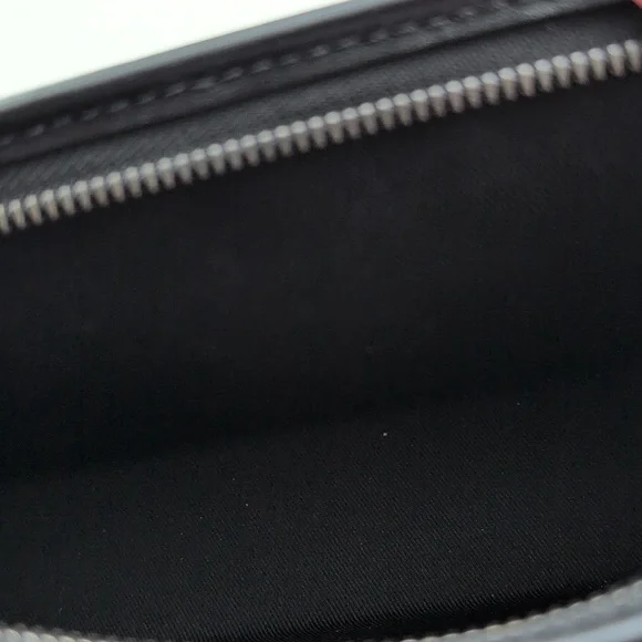 Louis Vuitton Black Monogram Gaston - Picture 5 of 11